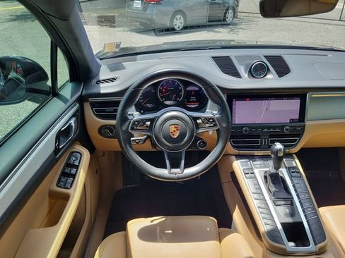 Used 2020 Porsche Macan Turbo AWD/4WD image 24