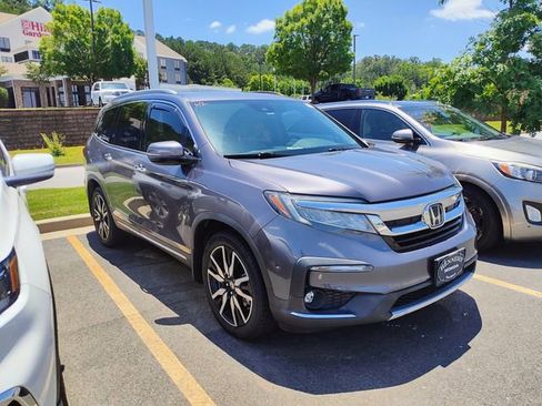 Used 2021 Honda Pilot Touring image 3