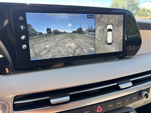 Used 2023 Hyundai Palisade Limited w/ Cargo Package image 15