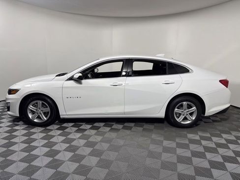 Used 2024 Chevrolet Malibu LT FWD image 4