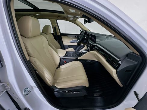 Used 2025 Acura MDX FWD w/ Technology Package image 32