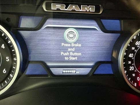 New 2026 RAM 2500 Big Horn AWD/4WD image 29