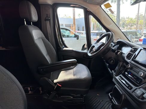 Used 2026 RAM ProMaster 3500 w/ Quick Order Package 22G SLT FWD image 36