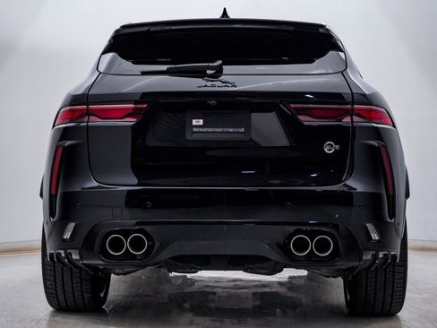 Used 2025 Jaguar F-PACE SVR image 8