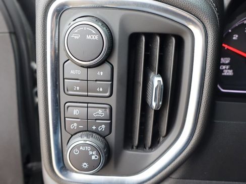 Used 2021 Chevrolet Silverado 1500 RST w/ Z71 Off-Road Package image 17