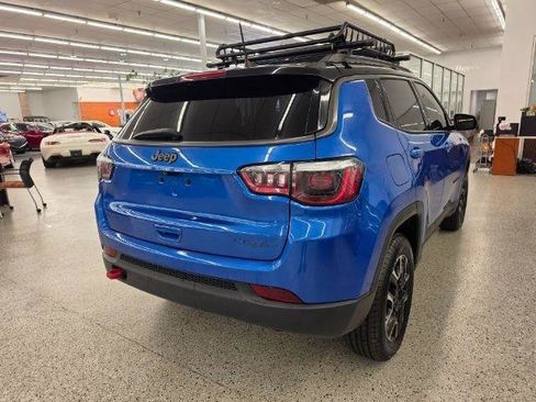 Used 2019 Jeep Compass Trailhawk w/ Cold Weather Group AWD/4WD image 4