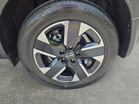 New 2026 Nissan Kicks SV w/ Cold Weather Package AWD/4WD image 30