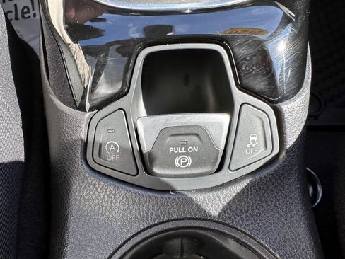 Used 2020 Jeep Compass Latitude AWD/4WD image 25