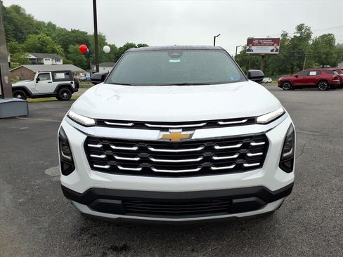 New 2026 Chevrolet Equinox LT w/ Convenience Package II AWD/4WD image 11