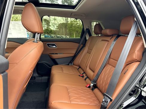 New 2026 Nissan Rogue Platinum image 25