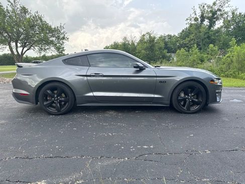 Used 2022 Ford Mustang GT w/ Black Accent Package RWD image 2