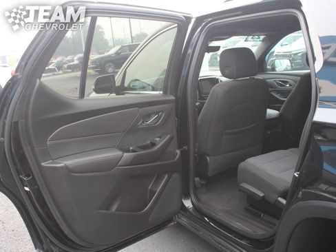 Used 2023 Chevrolet Traverse LT w/ Rear Camera Mirror Package AWD/4WD image 20