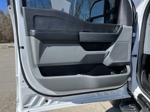 Used 2023 Ford F250 XL w/ STX Appearance Package image 23