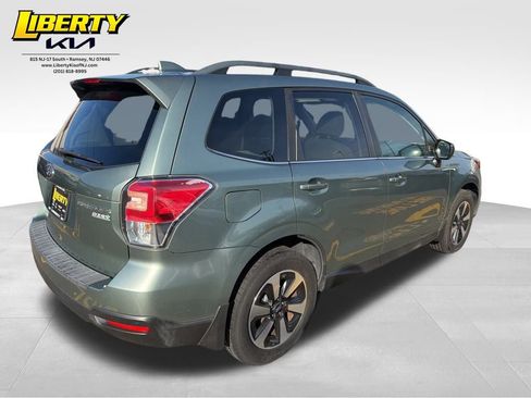 Used 2017 Subaru Forester 2.5i Limited image 7