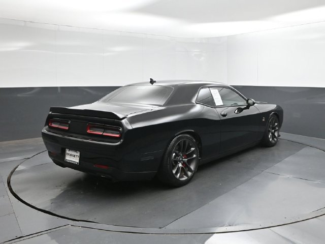 Used 2021 Dodge Challenger R/T Scat Pack RWD image 8