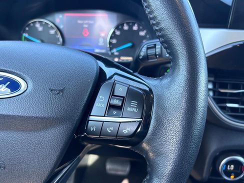 Used 2021 Ford Escape SEL image 14