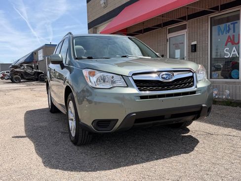 Used 2016 Subaru Forester 2.5i Premium w/ All-Weather Package AWD/4WD image 2