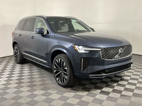New 2026 Volvo XC90 B6 Plus w/ Protection Package Premier AWD/4WD image 2