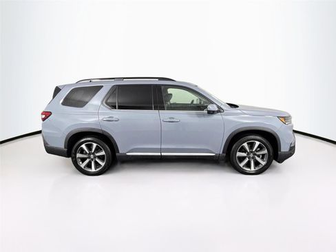Used 2024 Honda Pilot Elite image 11