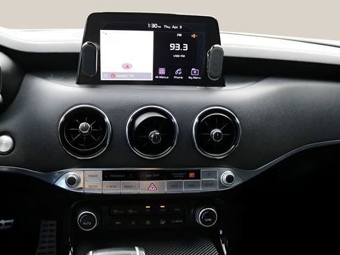 Used 2019 Kia Stinger GTS image 22