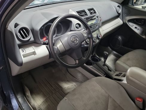 Used 2011 Toyota RAV4 4WD image 16