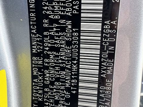 Used 2018 Toyota Camry XLE image 31