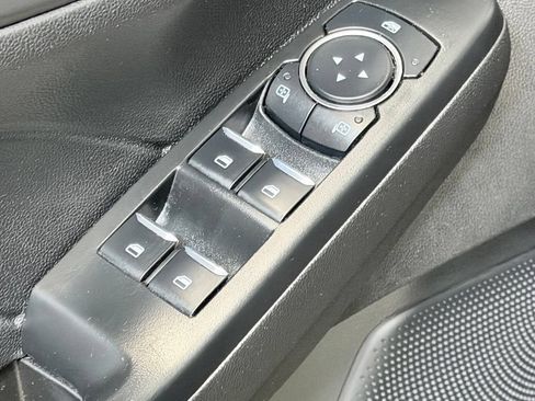 Used 2025 Ford Escape Active FWD image 12