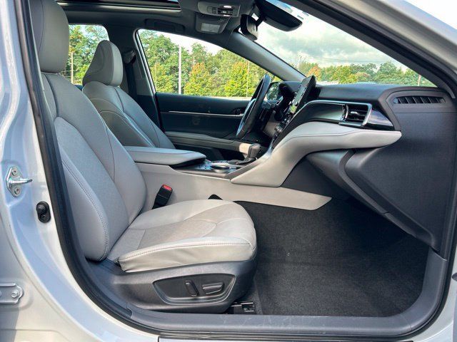 Used 2023 Toyota Camry XSE w/ Navigation Package FWD image 26