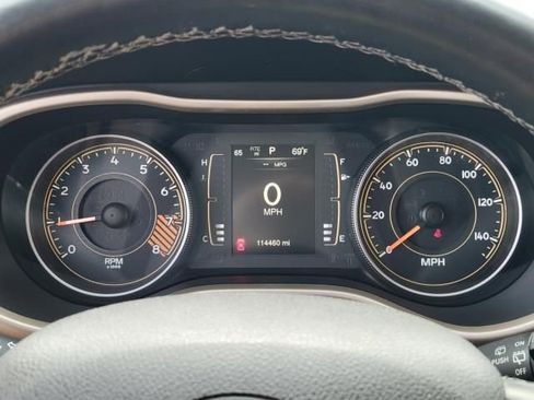 Used 2015 Jeep Cherokee Sport w/ Cold Weather Group AWD/4WD image 24