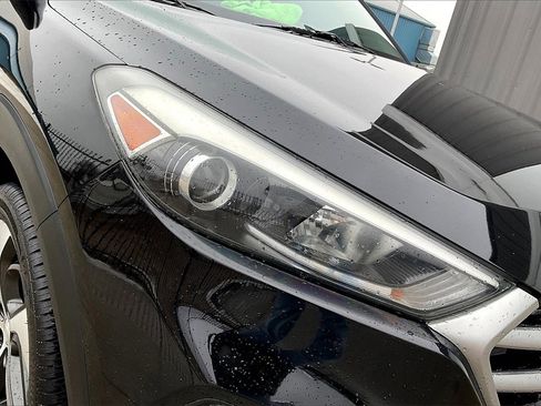 Used 2017 Hyundai Tucson Sport image 27