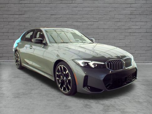 Used 2025 BMW 330i xDrive Sedan AWD/4WD image 4
