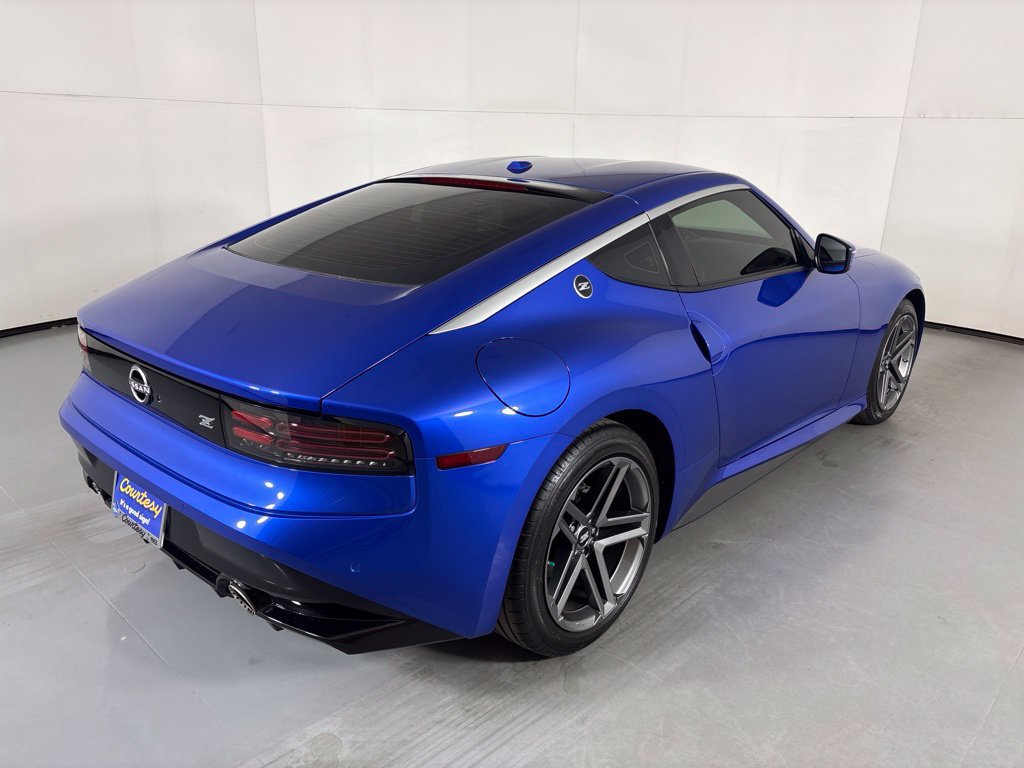 New 2026 Nissan Z Sport w/ Floor Mat Package RWD image 8