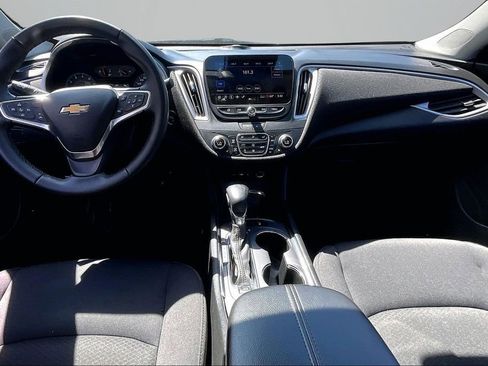 Used 2024 Chevrolet Malibu LT w/ Midnight Edition FWD image 7