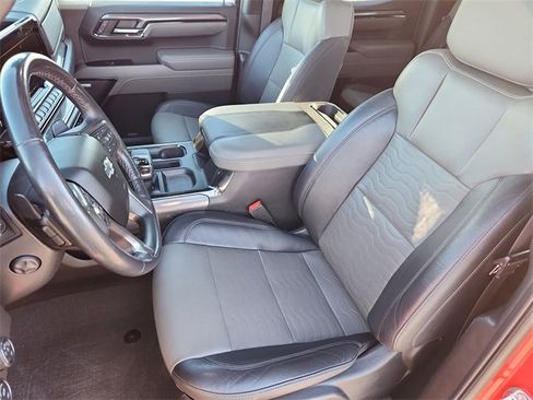 Used 2023 Chevrolet Silverado 1500 ZR2 w/ Technology Package image 10