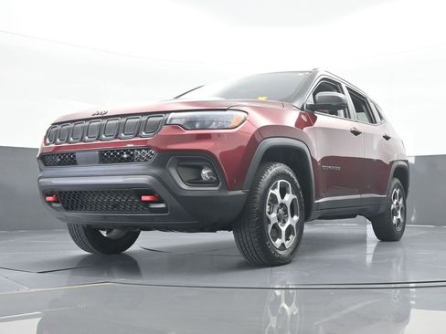 Used 2022 Jeep Compass Trailhawk w/ Trailhawk Convenience Group image 56
