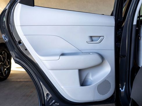 Used 2024 Hyundai Kona SEL image 20