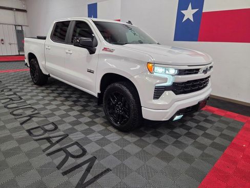 Used 2022 Chevrolet Silverado 1500 RST image 24