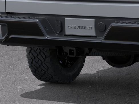New 2026 Chevrolet Silverado 1500 Custom Trail Boss w/ LPO, Dark Essentials Package AWD/4WD image 14