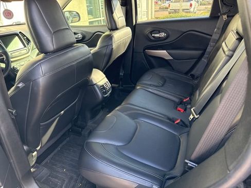Used 2018 Jeep Cherokee Limited w/ High Altitude Package image 4