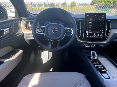 New 2026 Volvo XC60 T8 Plus w/ Climate Package AWD/4WD image 15
