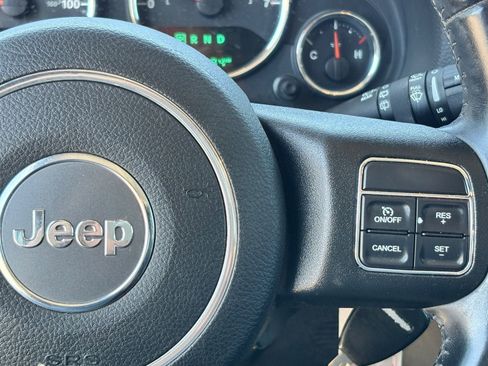 Used 2017 Jeep Wrangler Unlimited Sport w/ Quick Order Package 24S AWD/4WD image 20