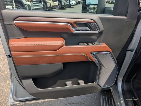 New 2026 GMC Sierra 2500 Denali Ultimate AWD/4WD image 16