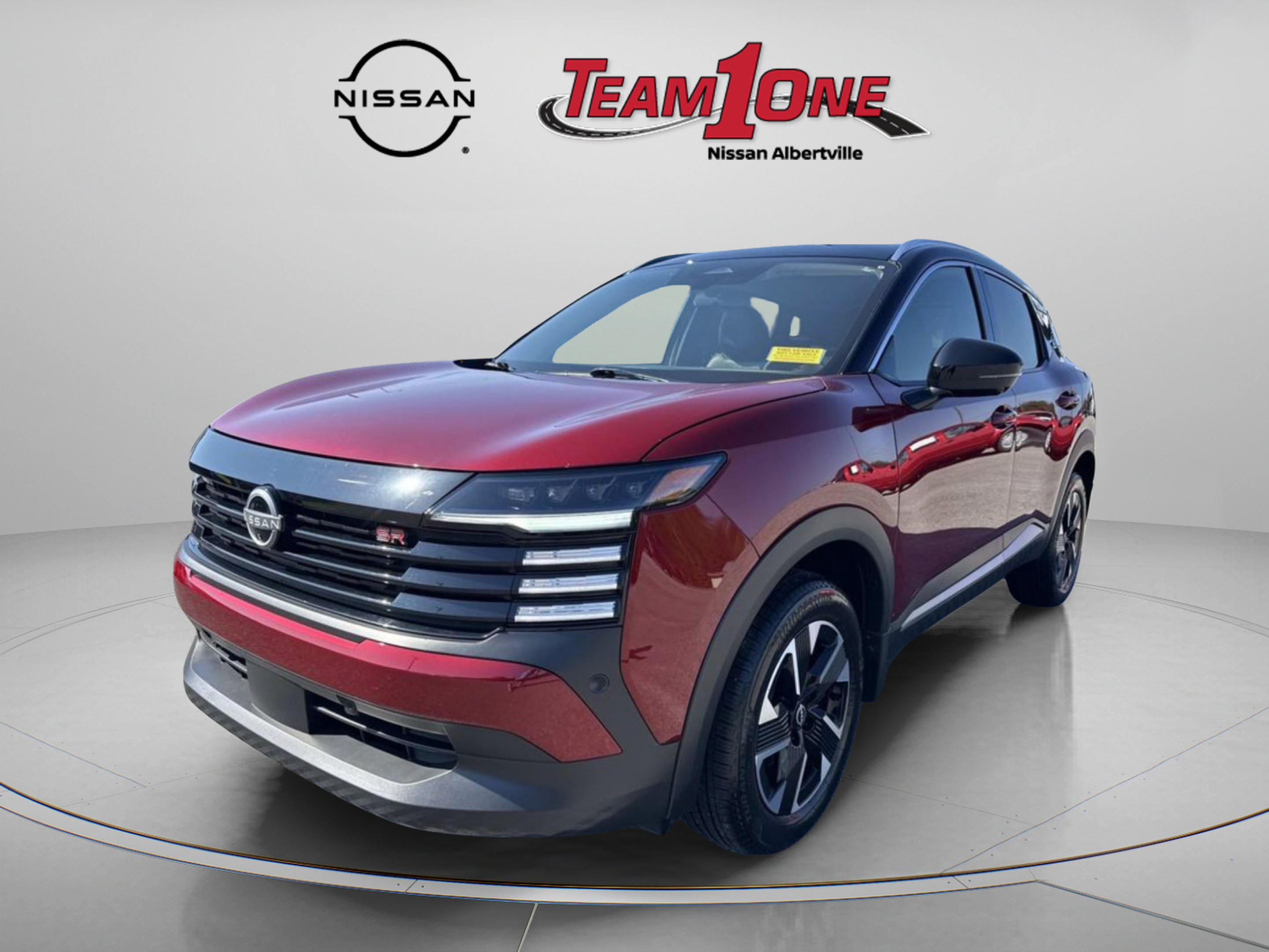 Used 2025 Nissan Kicks SR FWD image 4