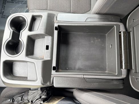 Used 2022 Chevrolet Silverado 2500 Custom w/ Custom Convenience Package image 24