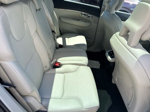 Used 2020 Volvo XC90 T6 Momentum AWD/4WD image 41