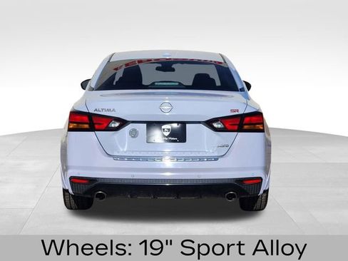 Used 2023 Nissan Altima 2.5 SR image 9