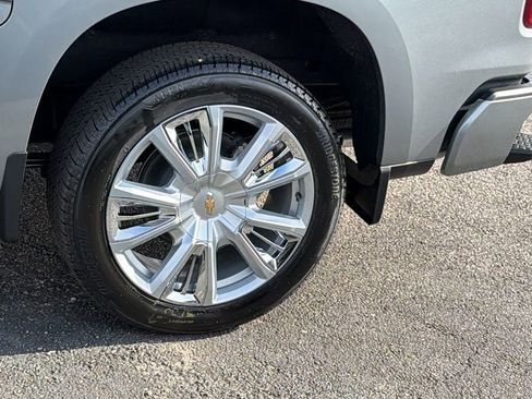 New 2026 Chevrolet Silverado 1500 High Country image 9