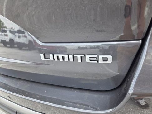 New 2026 Jeep Grand Cherokee Limited w/ Luxury Tech Group II RWD image 11