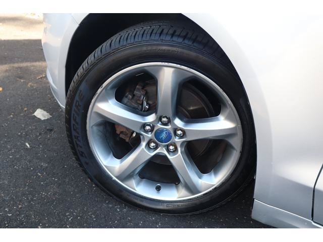 Used 2013 Ford Fusion SE FWD image 15