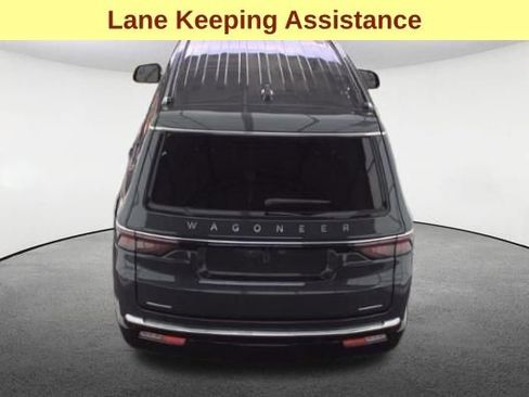 Used 2023 Jeep Wagoneer Series II image 7